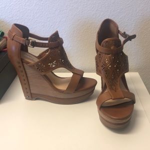 Gianni Bini Cognac Wedges size 8